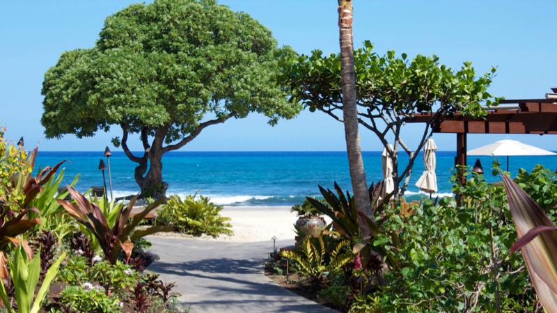Five Cool Things About Working in Landscaping - Four Seasons at Hualalai
