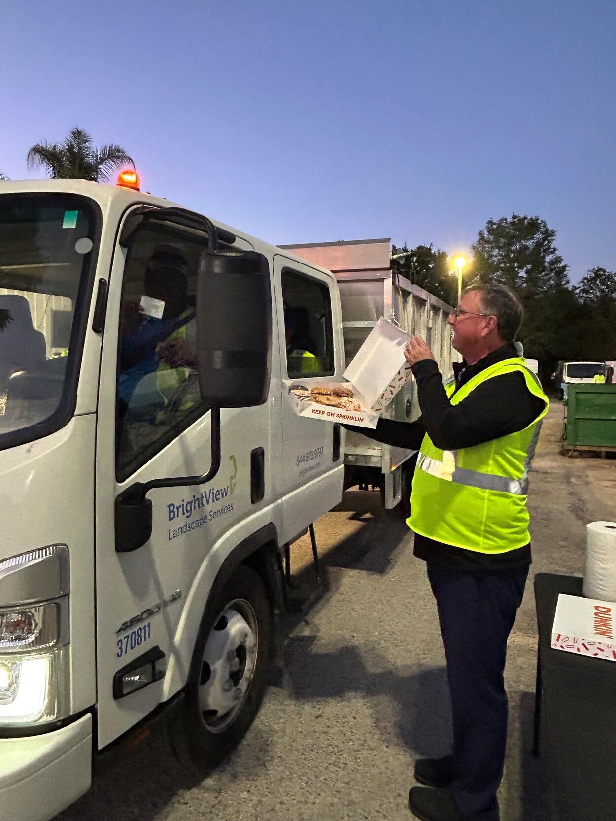 Thanking employees with pizza