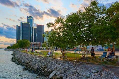 Detroit International Riverwalk landscape walking