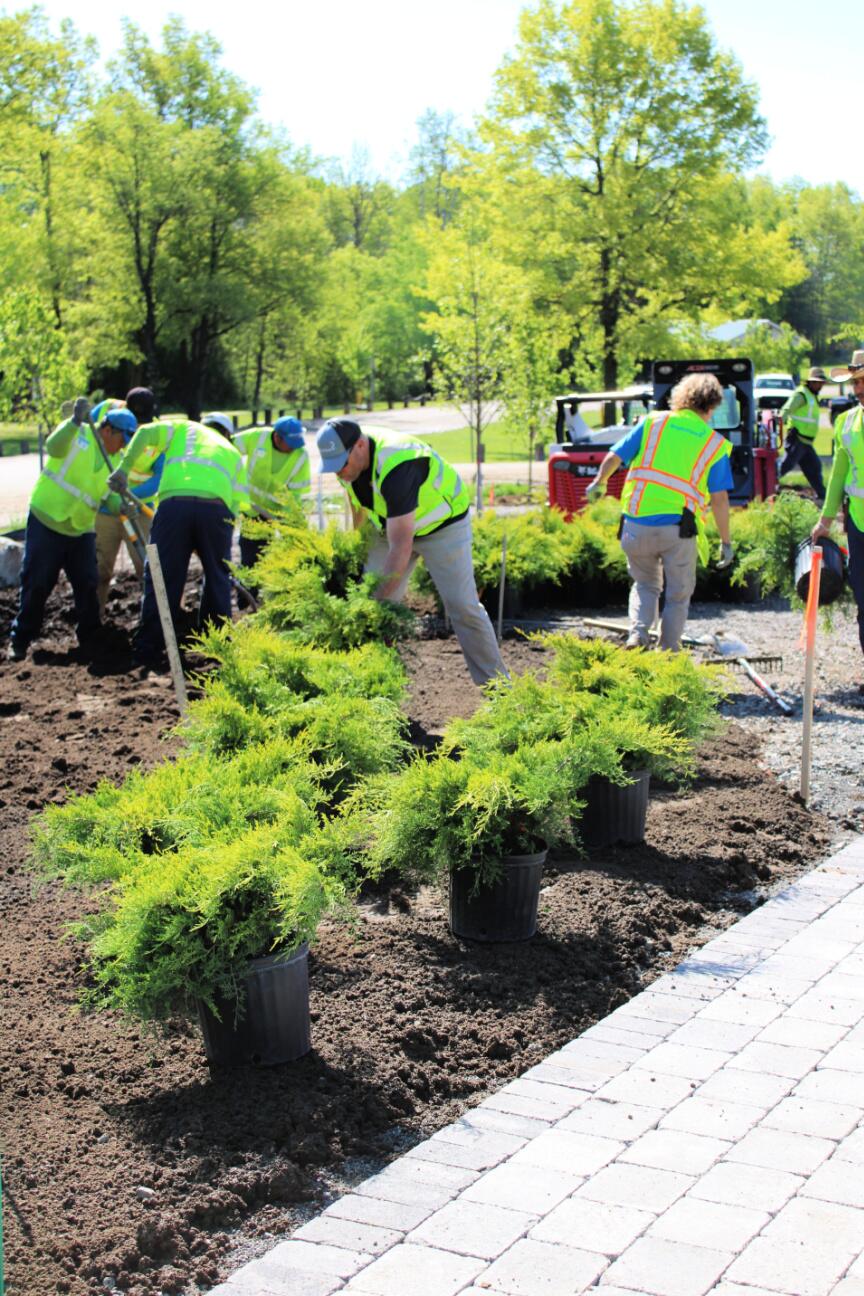 BrightView Steps Up for Hana's Garden