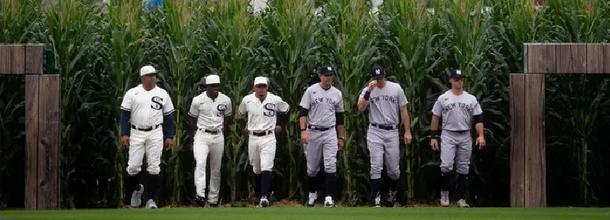 MLB at Field of Dreams Chicago White Sox New York Yankees cornfield