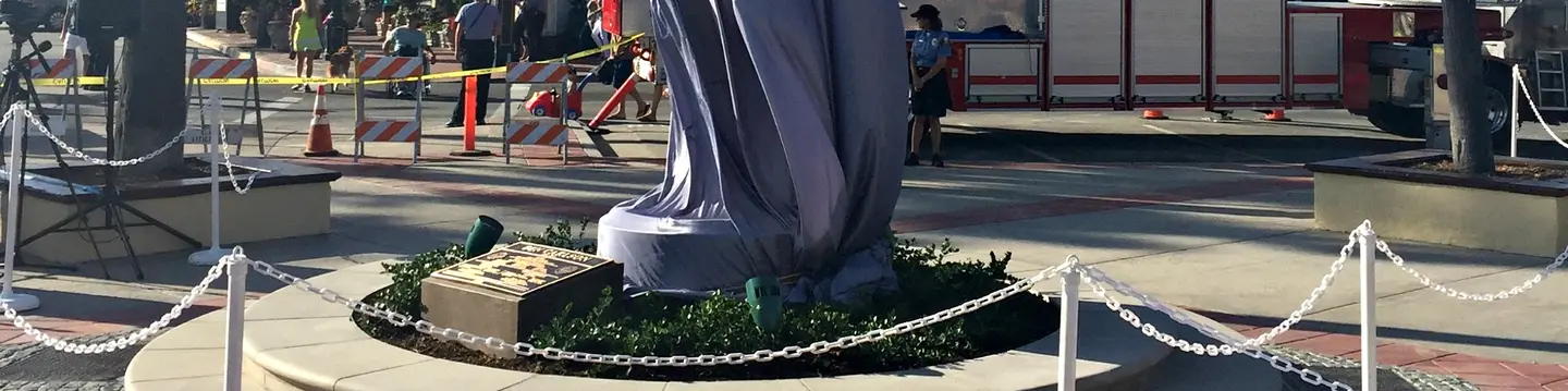 Carlson Memorial Statue