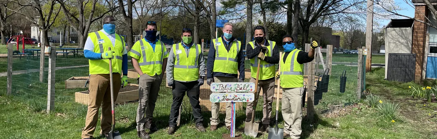 Students Dig into Garden Project Thanks to BrightView Donation