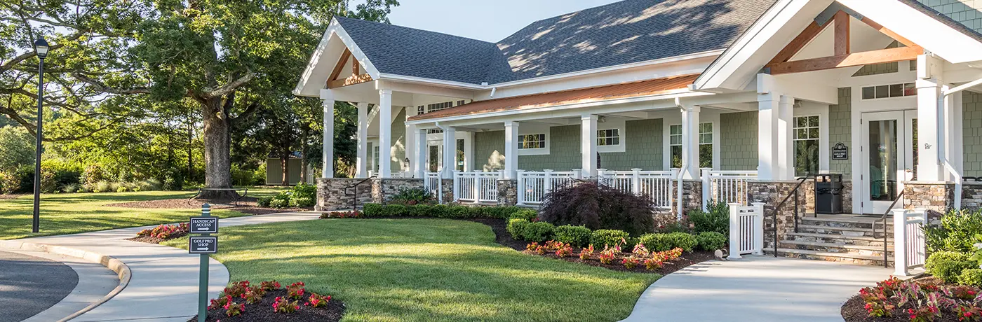 5 HOA Landscaping Tips to Keep Residents Happy