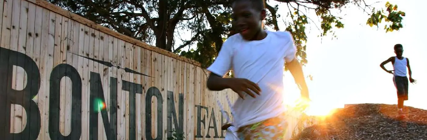 Bonton community garden children