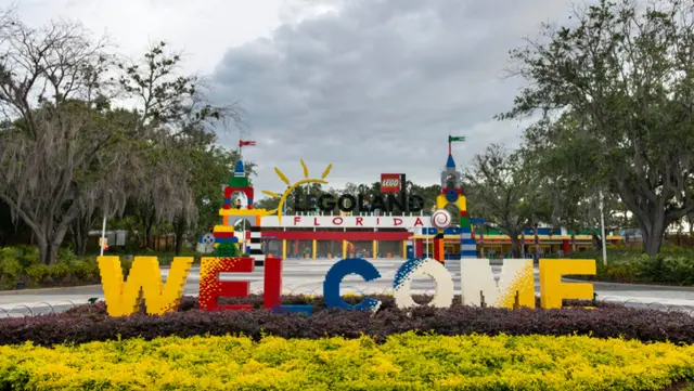 Five Cool Things About Working in Landscaping - Related