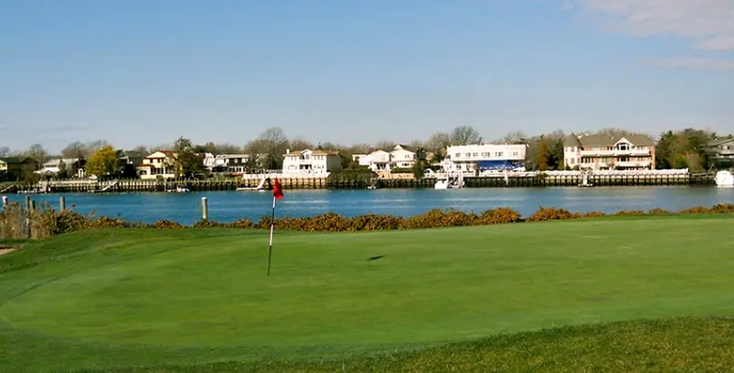 Lawrence Yacht and Country Club golf course